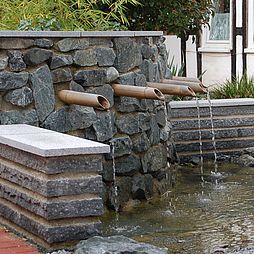 Das Wasserspiel als belebendes Element