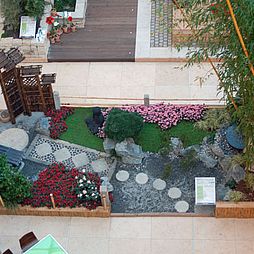 Blick von oben auf den Japanischen Garten